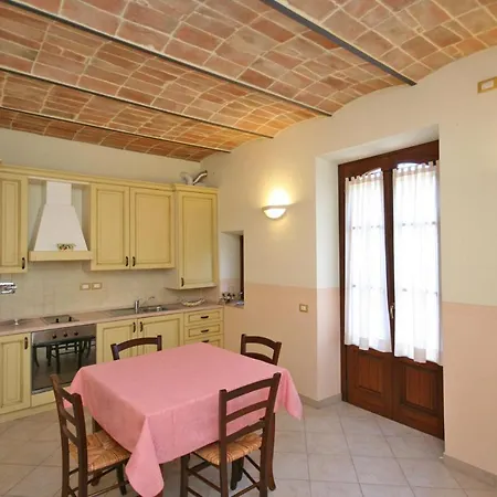 San Valentino Di Sleeps 4 With Pool And Wifi Appartement *