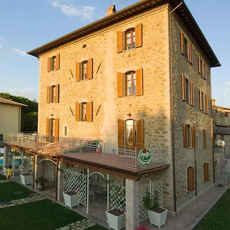 San Valentino Di Sleeps 4 With Pool And Wifi Appartement